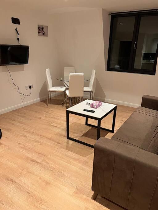 010- Lovely One Bedroom In Ealing F6 Exterior foto